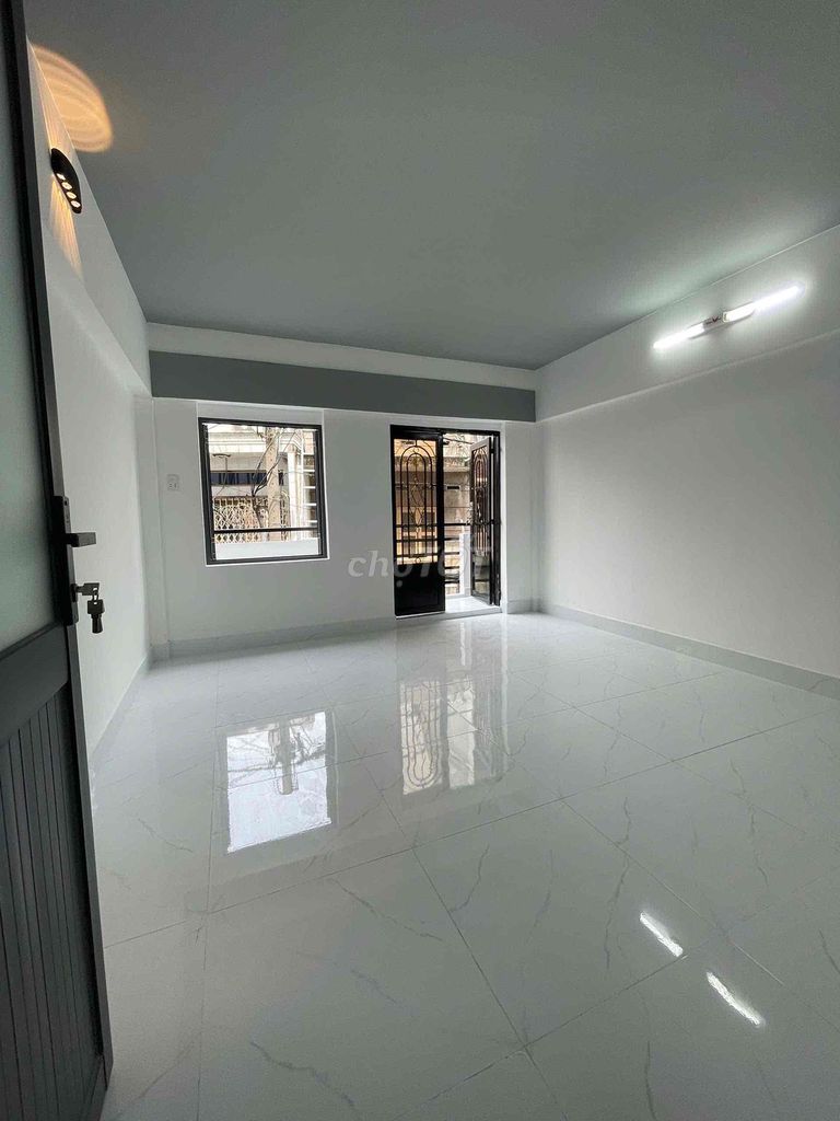 Rent a nice new house. 68 Thái Phiên-7.2 District 11