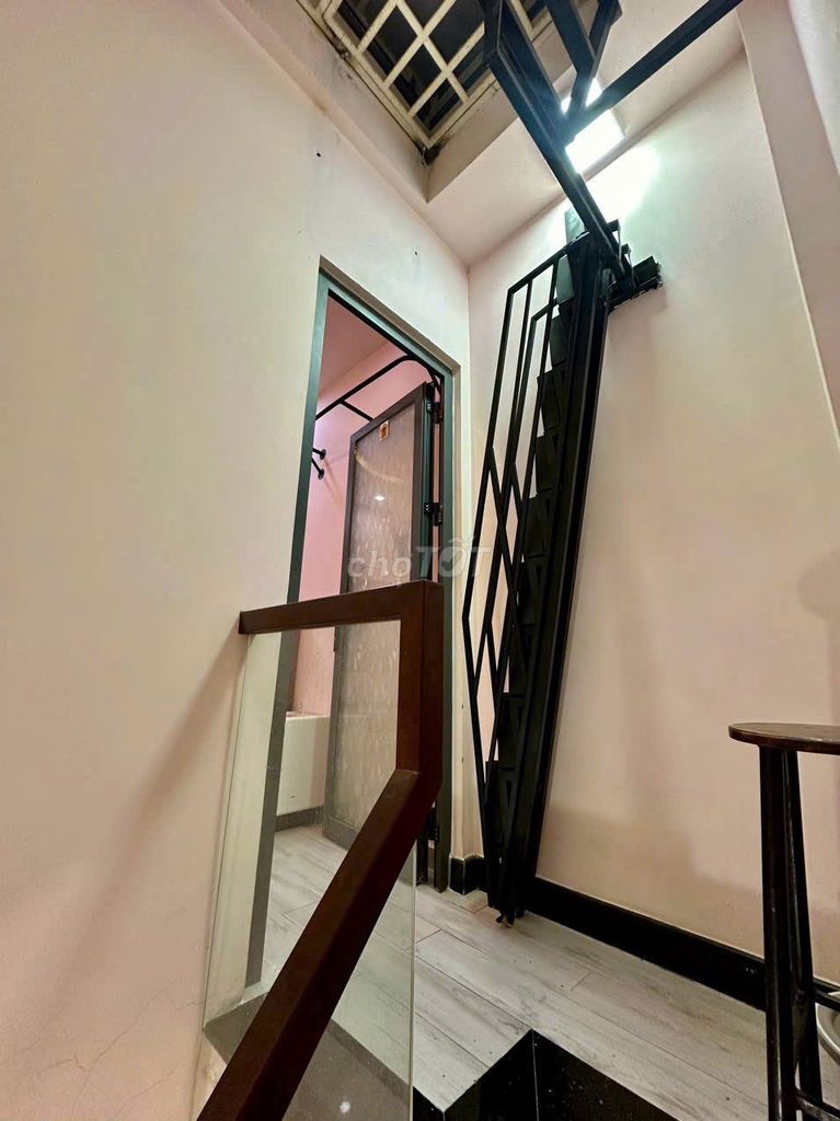 Renting Trần Quang Khải Alley, P. Tân Định.