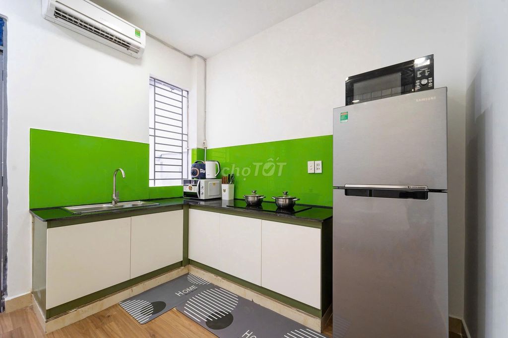 Rent 242-0-0q1, District 1 18 M - Full interior