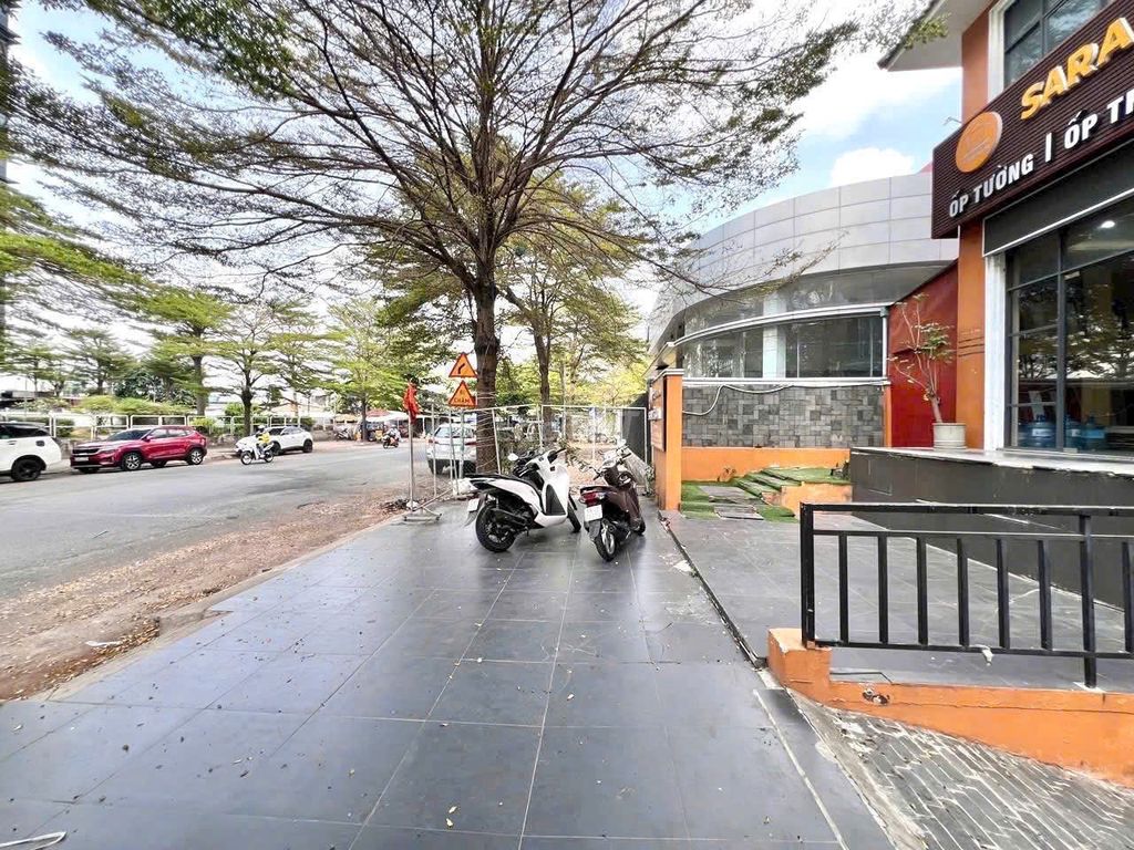 Rent A23 Số 14, District 7 – 165 X20 M – 60 million