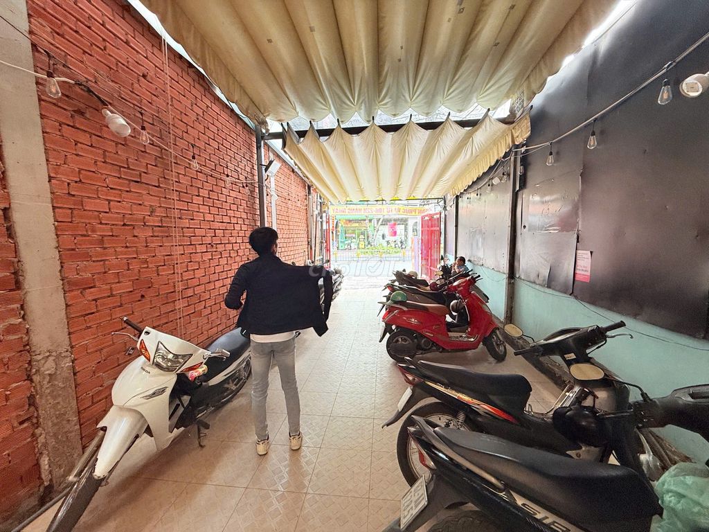 Renting cash houses 414 Nguyễn Thị Thập, District 7 – 4x24 M - 35 million.