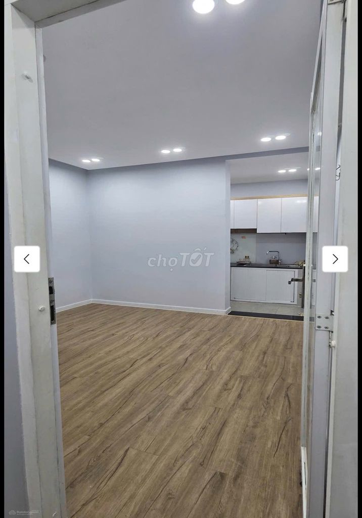 Lữ Gia Q.11. 2 bedrooms full interior.