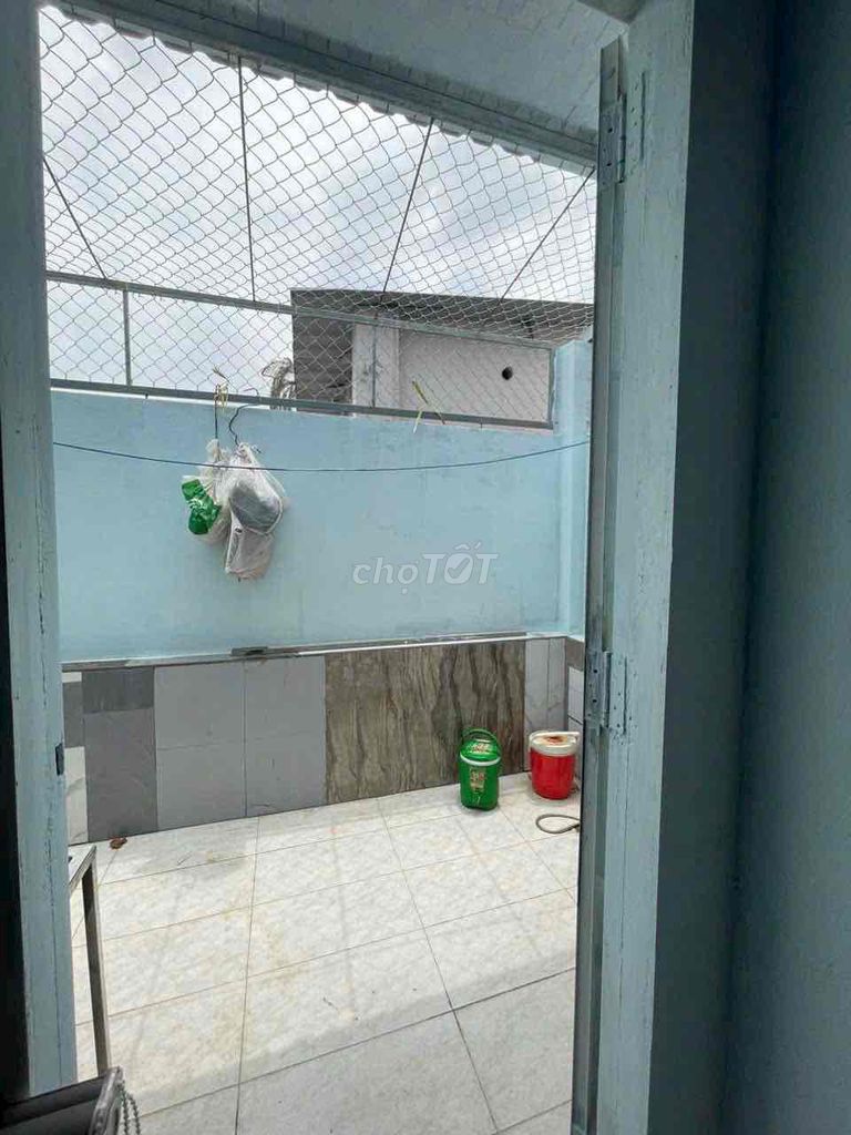 The two bedrooms are 68 meters wide, 8 million a month, old ql13, Hiệp Bình Phước.