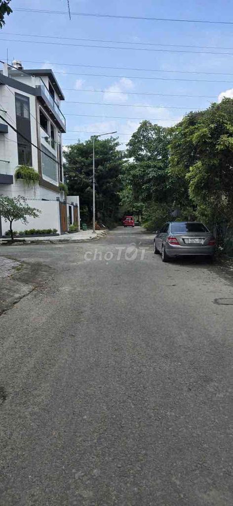 Rent a new warehouse, Lê Thị Riêng Thới An District 12 100 meters, 7 million warehouses...