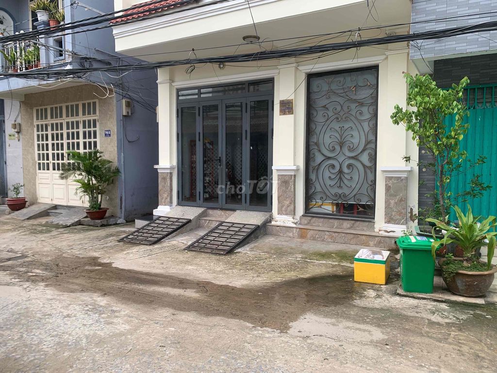 Rent the entire 4th street, p.hbc, Thủ Đức, 260 m2, 14 million a month.