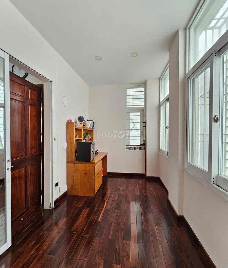 Nice house - 1 x x x Ung Văn Khiêm - Bình Thạnh