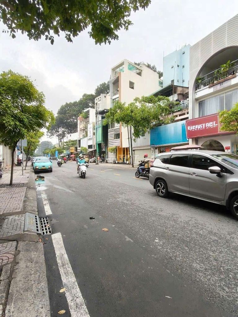 renting cash to Phạm Viết Chánh, District 1 – 4,2 x18 M - 3th floor