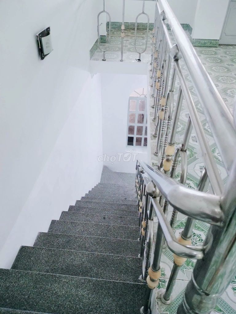 Rent a two-story apartment, low-priced phường hiệp thành District 12.