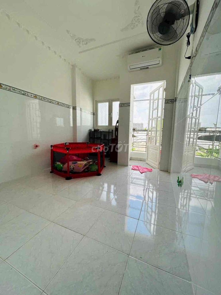 The house has Hẻm 360 Phạm Hữu Lầu interior.