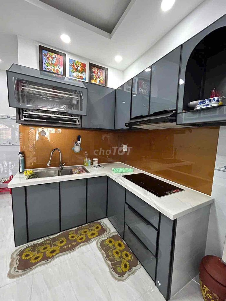 The house has Hẻm 360 Phạm Hữu Lầu interior.