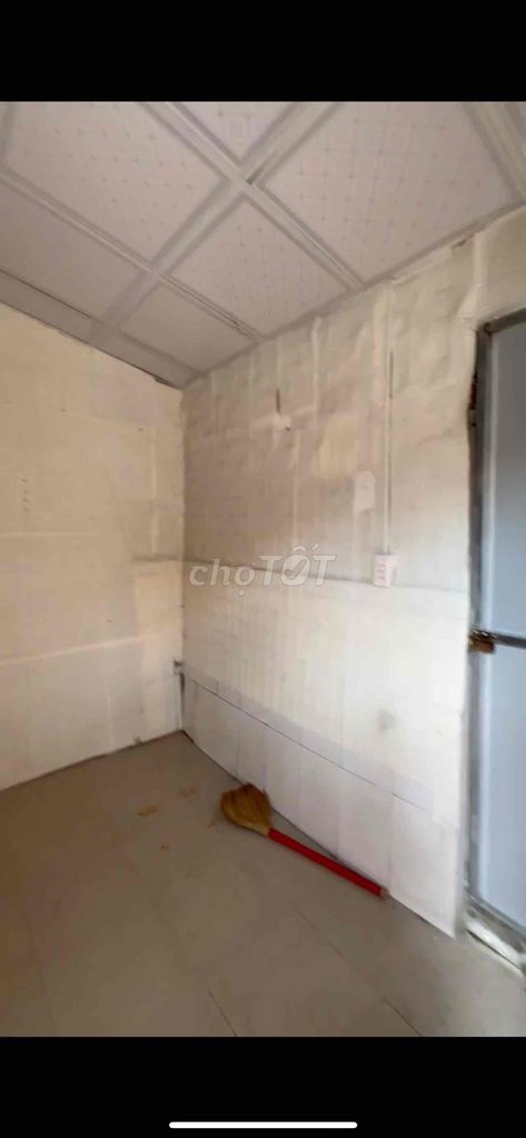 Rented Hậu Giang, 20 meters, 1 toilet, 2.7 million, clean.