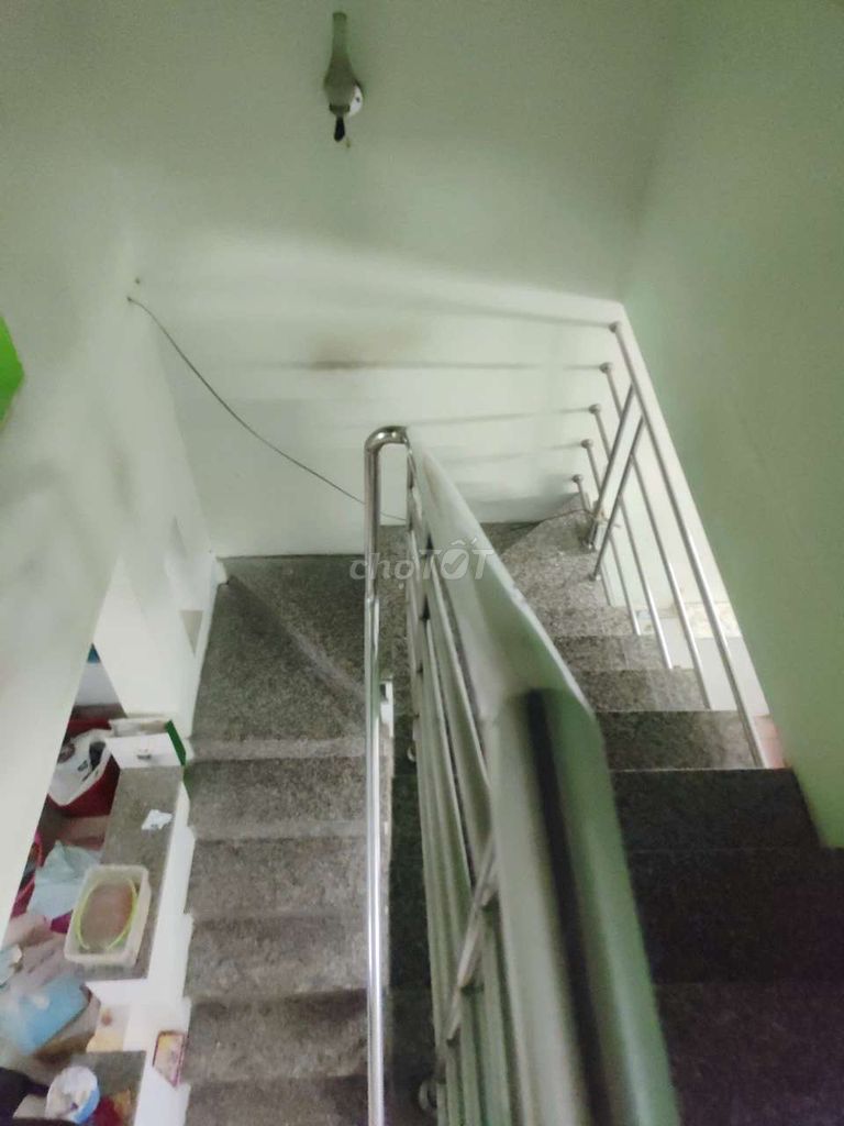 Rent a two-story apartment. 38 floors. Ten million a month.