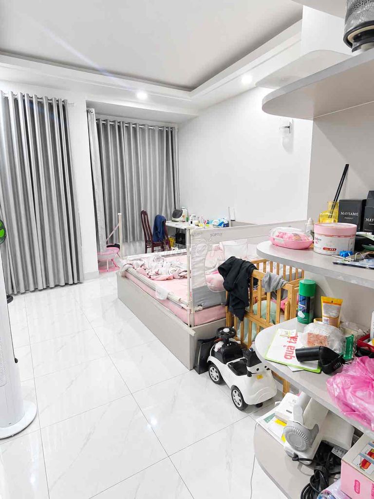 The 8M số 1.bhha Street. 4 x 15 meters 3 floors 4 bedroom 3 toilets have cabinet 7