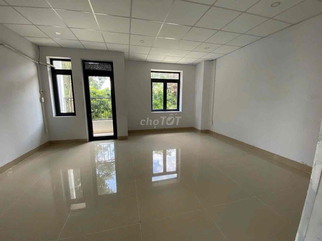 House 8 x20 3 3 floors 4 .7cm An Sky 9 Q1