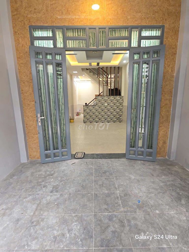 The new Lê Trọng Tấn 01 is 4 x 16,5 meters.