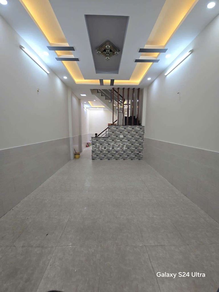 The new Lê Trọng Tấn 01 is 4 x 16,5 meters.