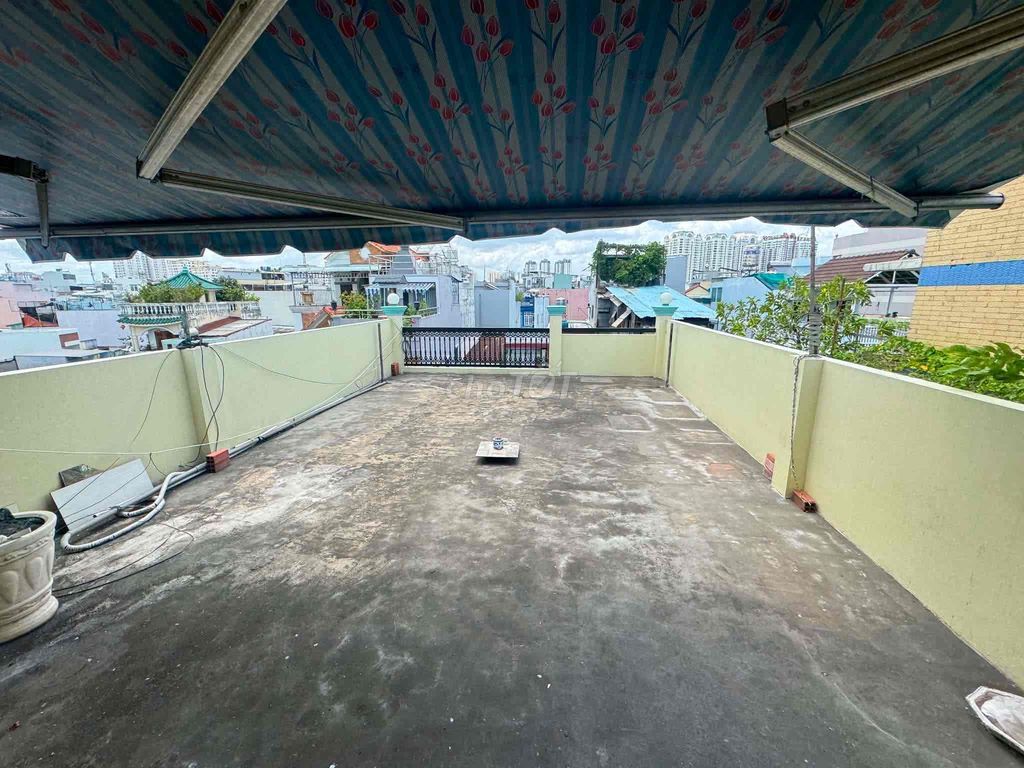 Let's rent out a checkbook for the Salave Market-Đội Cung