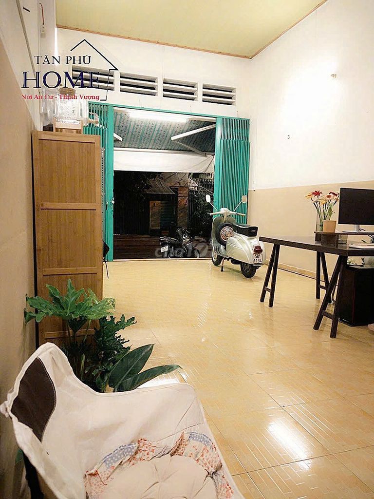 Internal Front Tân Hương, 4 x 20 meters, 1 Oct, 2 bedrooms, 2 toilets