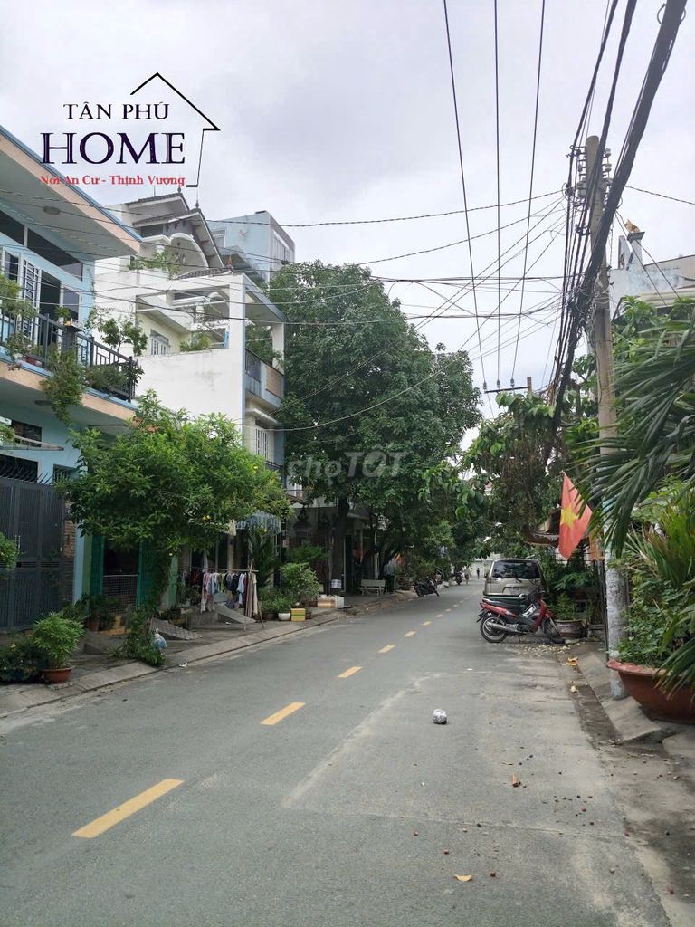 Internal Front Tân Hương, 4 x 20 meters, 1 Oct, 2 bedrooms, 2 toilets