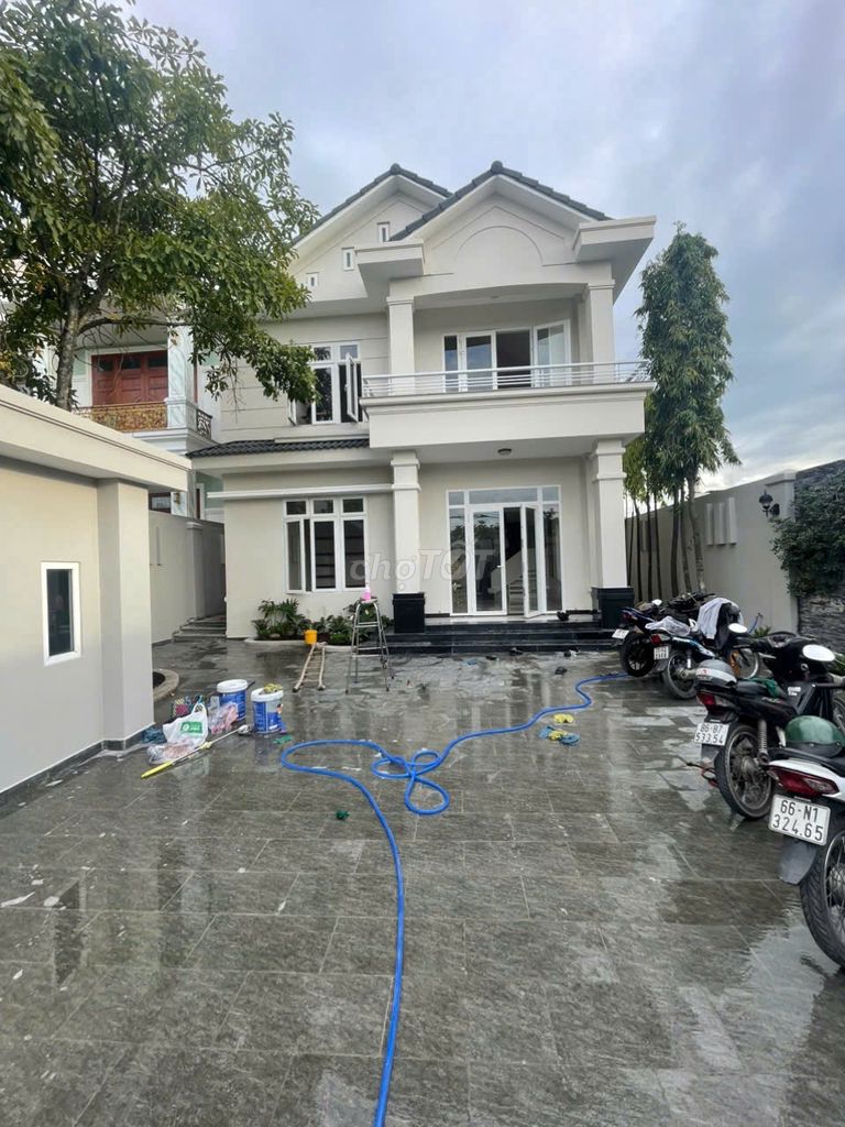 The villa 12 x 30 7000 degrees locked in the spring.