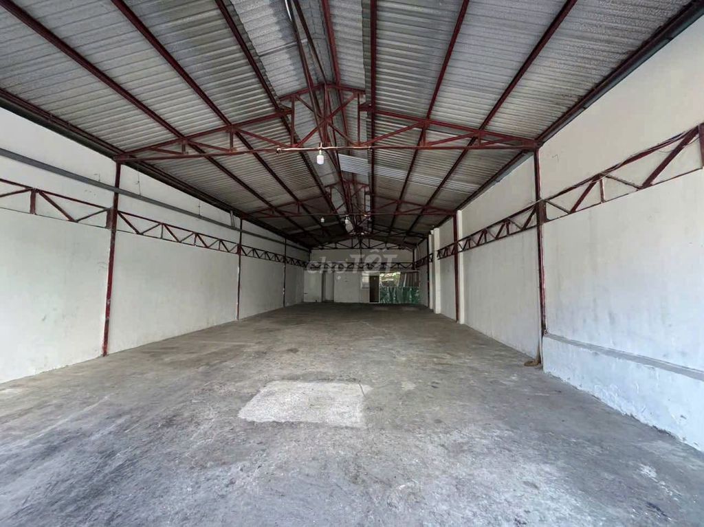 Rent the warehouse 8 x20 meters - Lê Lâm Front, Tân Phú County - good price