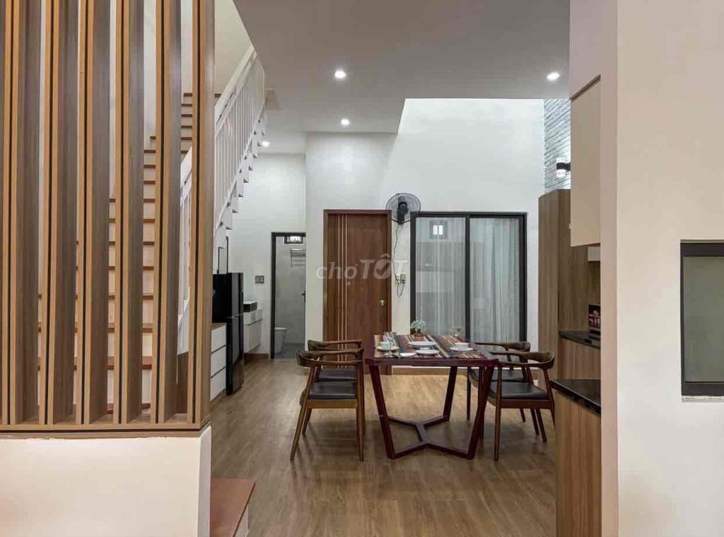 Nguyễn Hồng Đào Tân Bình building for rent