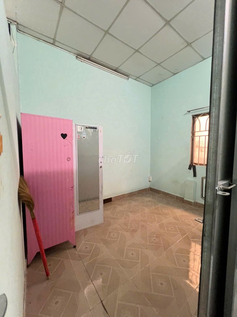 Rent the Clean House 343 Tô Hiến Thành. Seven million.