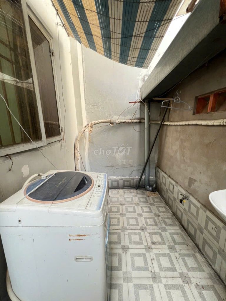 Rent the Clean House 343 Tô Hiến Thành. Seven million.