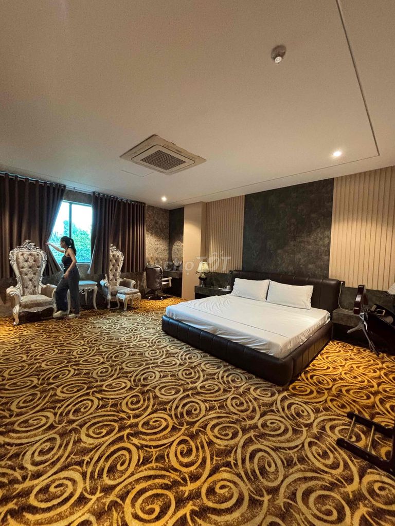 9 million a month for room 45 M2 / 30 M2 full interior at Nhà Bè incense competition