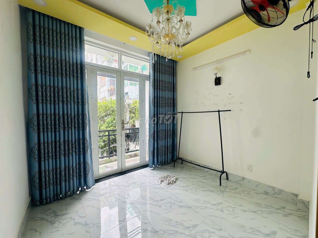 Rent an alley three bedrooms. Two Nguyễn Văn Khối-770. 9 Gò Vấp.