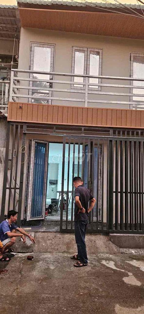 1 st floor 1 st street truck 6 x 9 3 bedroom 2 Thủ Đức toilet