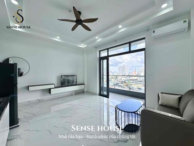 Penthouse 1 Service Bedroom 6'6"