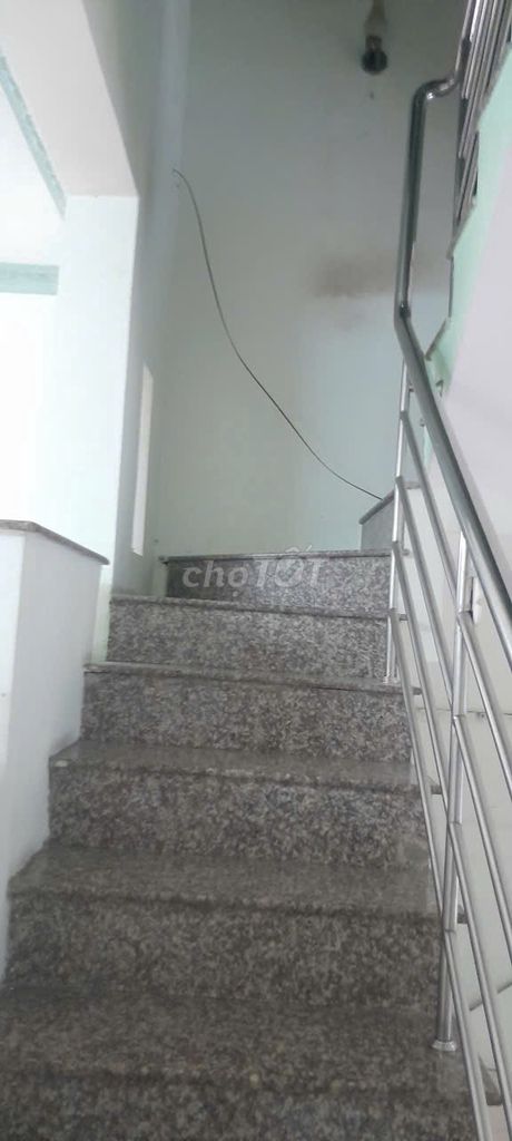 Renting a house to car area: 4 x13 at 10 million a. m. upstairs, hbc,Thủ Đức