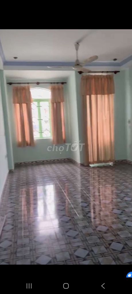 Let's rent out the original house.