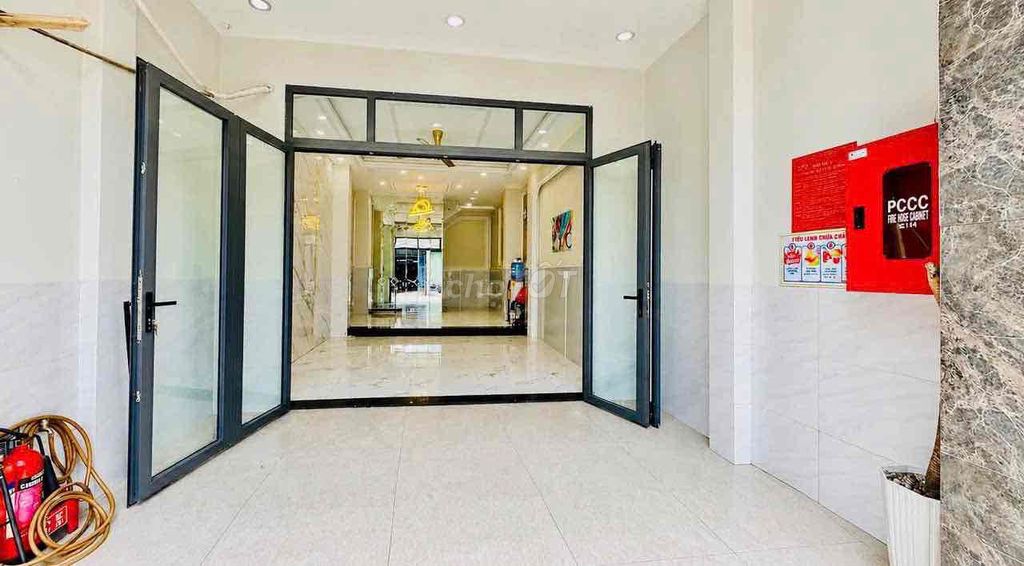 The new building is 1/Nguyễn Văn Khối-7* 9.