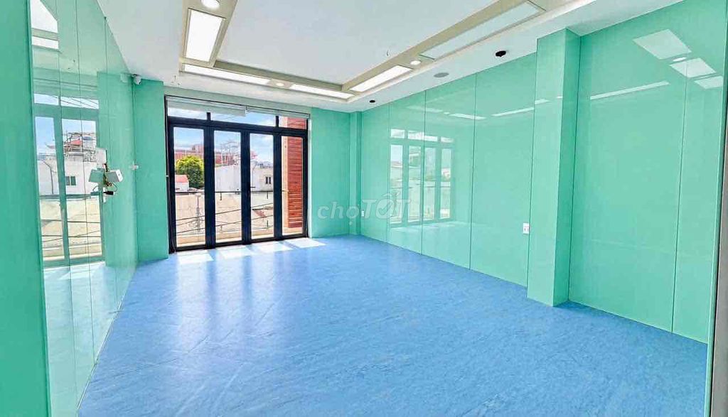 The new building is 1/Nguyễn Văn Khối-7* 9.