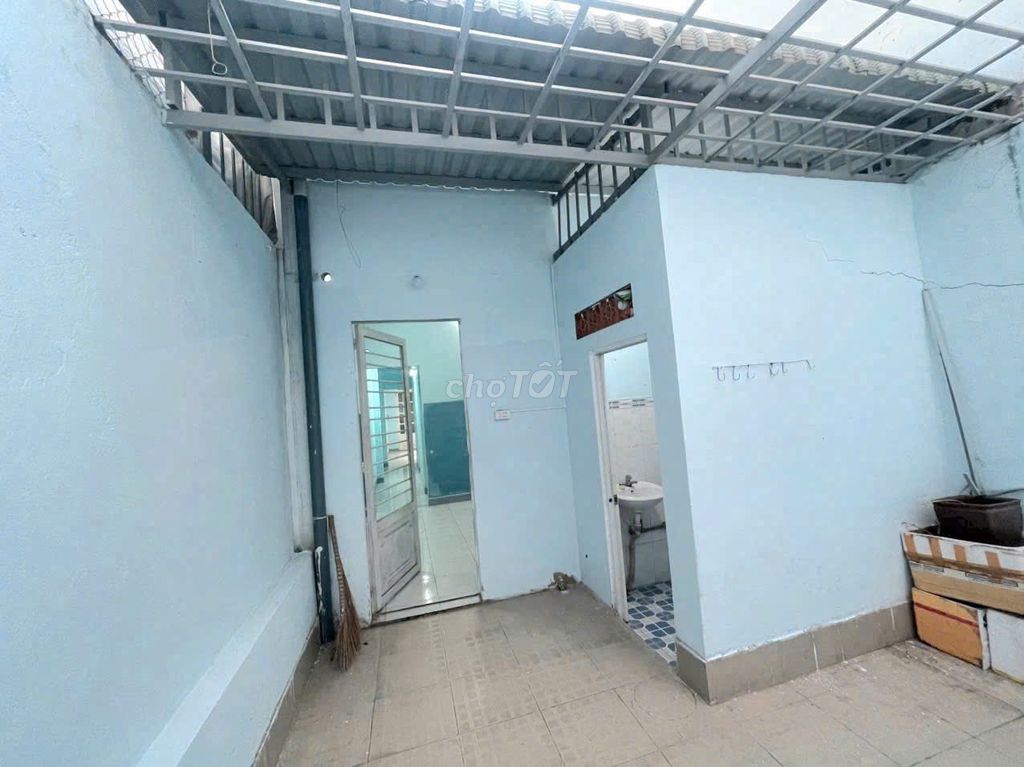 Rent the entire alleyway Bùi Văn Ba. Twilight 1 3 million