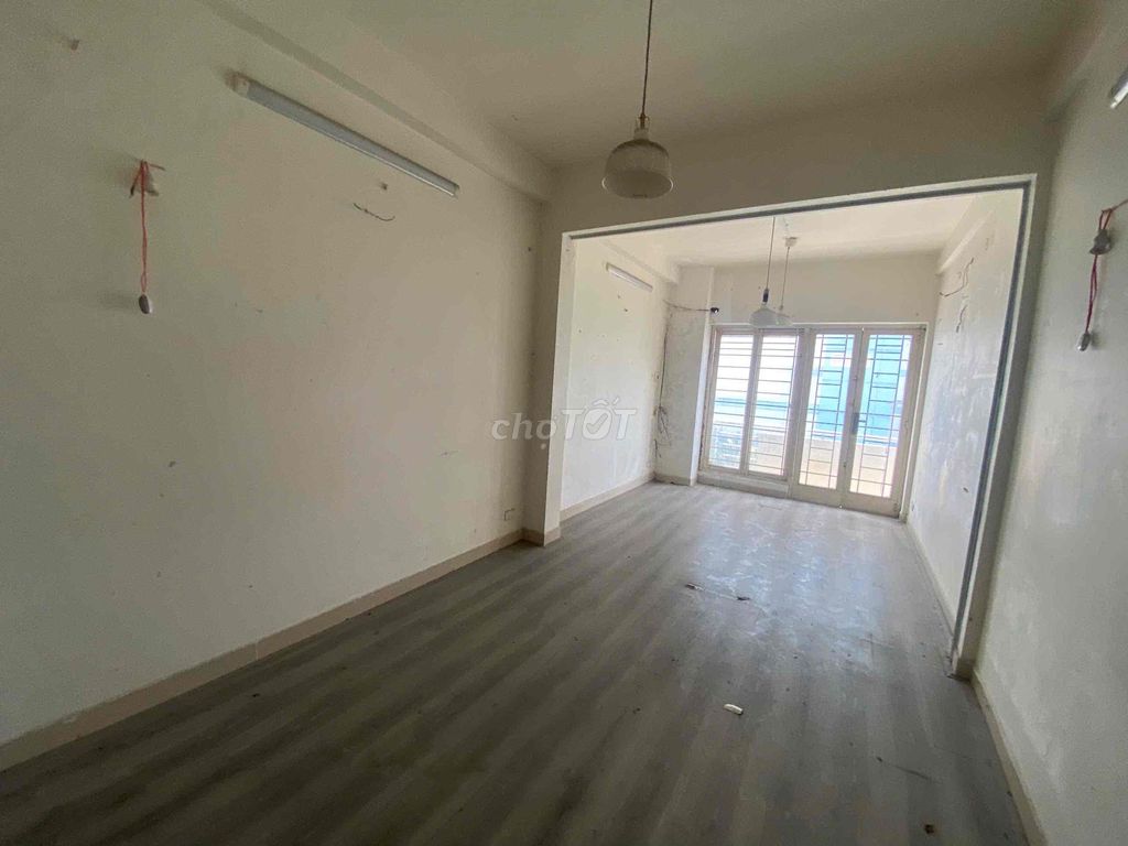 Rent Hoa Cau Phú Nhuận Phú Nhuận 60 m2 5 floors 25 million a month.
