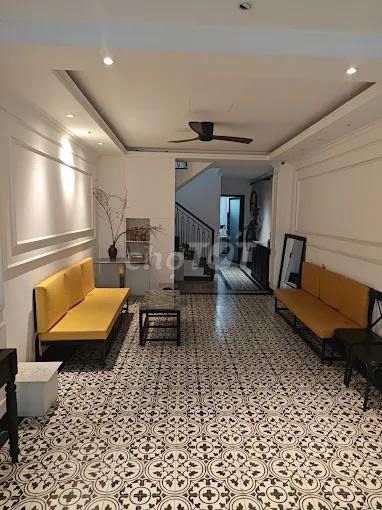 Rent 139/5 Nguyễn Cư Trinh, District 1 – 7 X22 M, 5 bedrooms, 75 million