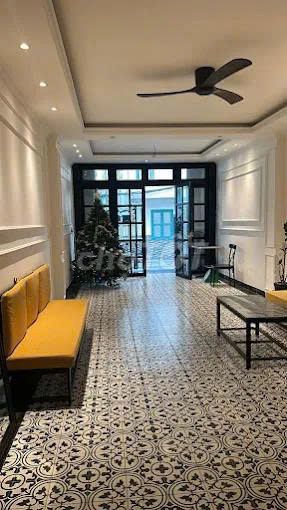 Rent 139/5 Nguyễn Cư Trinh, District 1 – 7 X22 M, 5 bedrooms, 75 million