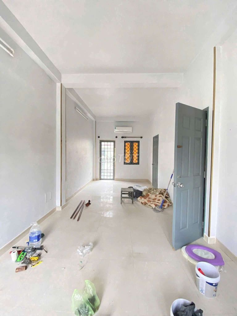 Renting Âu Cơ-Eleven - 21 million - 4 bedrooms - 4th and 4 stories.