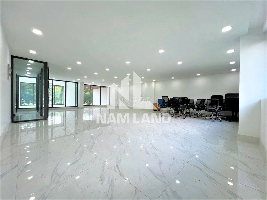 Rent a building that's 8 x 20 meters of 4 floors of 37 P. An Khánh. At 79 million a month.