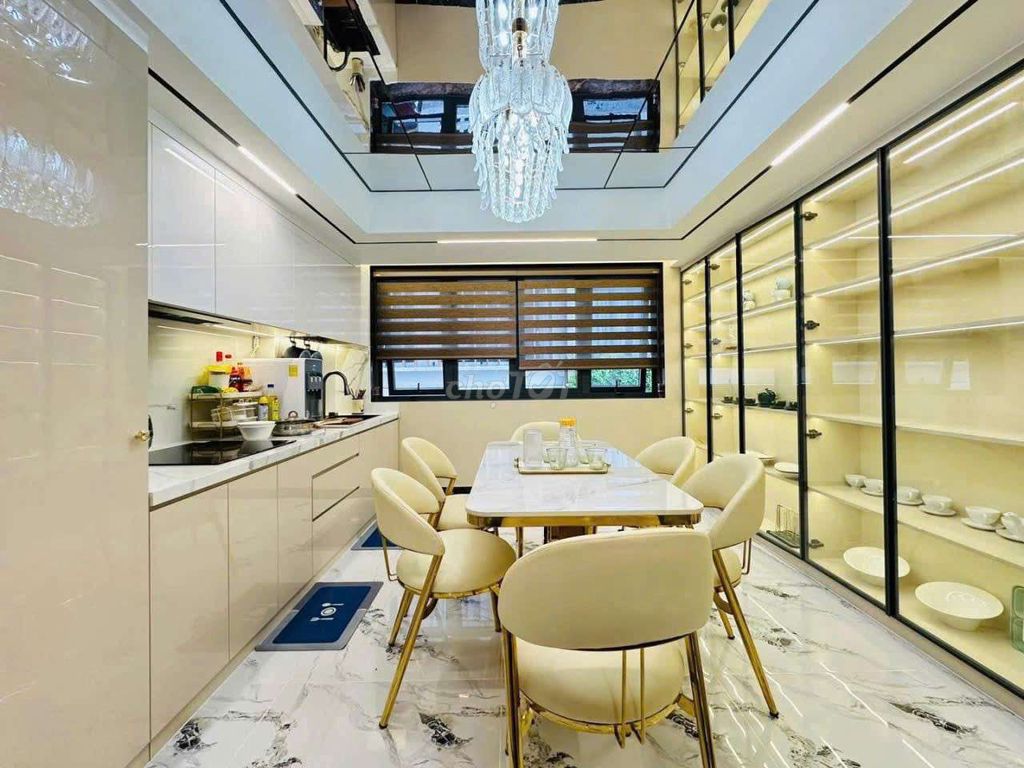 To rent a full interior with four bedrooms, 5 Thống Nhất-711 toilets.