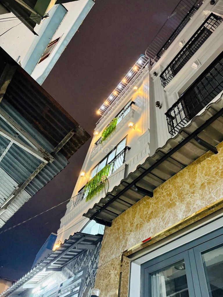Rent the new one, two bedrooms, three interior toilets, Qq1107 8 Gò Vấp.