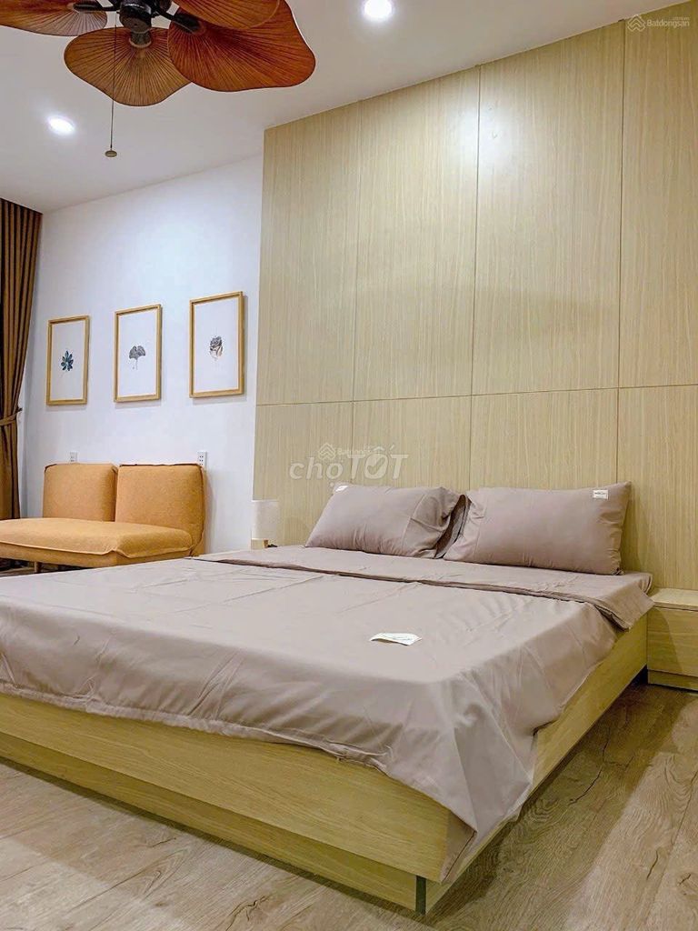 Rent 351 77 B Lê Văn Sỹ, District 3 – 5 story, elevator, 7 P, 80 million