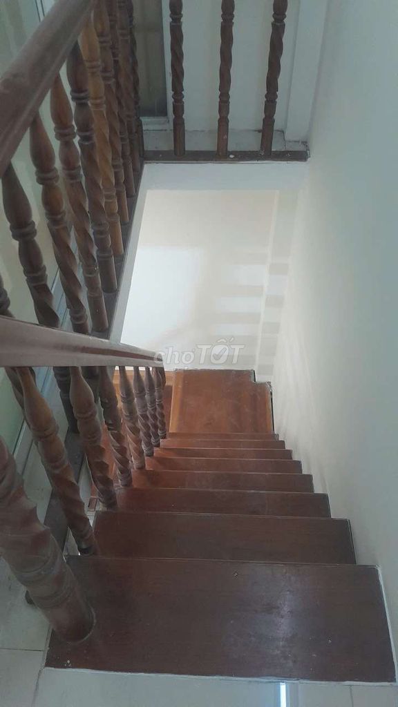 Rent the entire Quang Trung street.