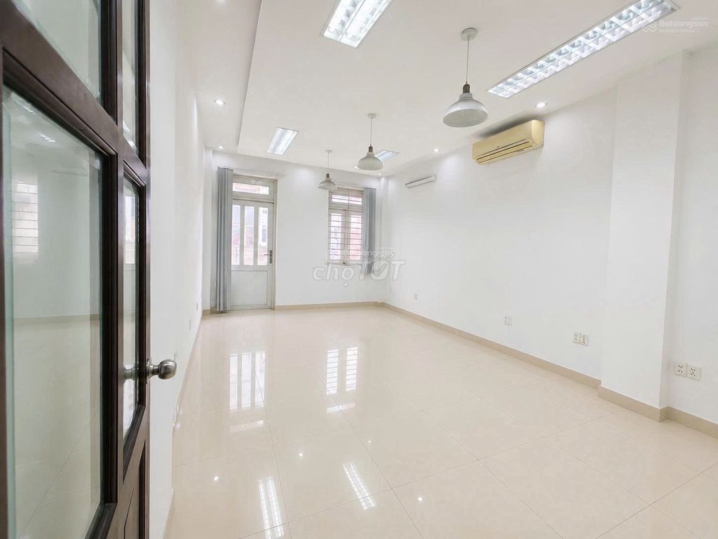 We'll use 99 Nguyễn Bỉnh Khiêm, District 1 – 4X19 M - 25 million.