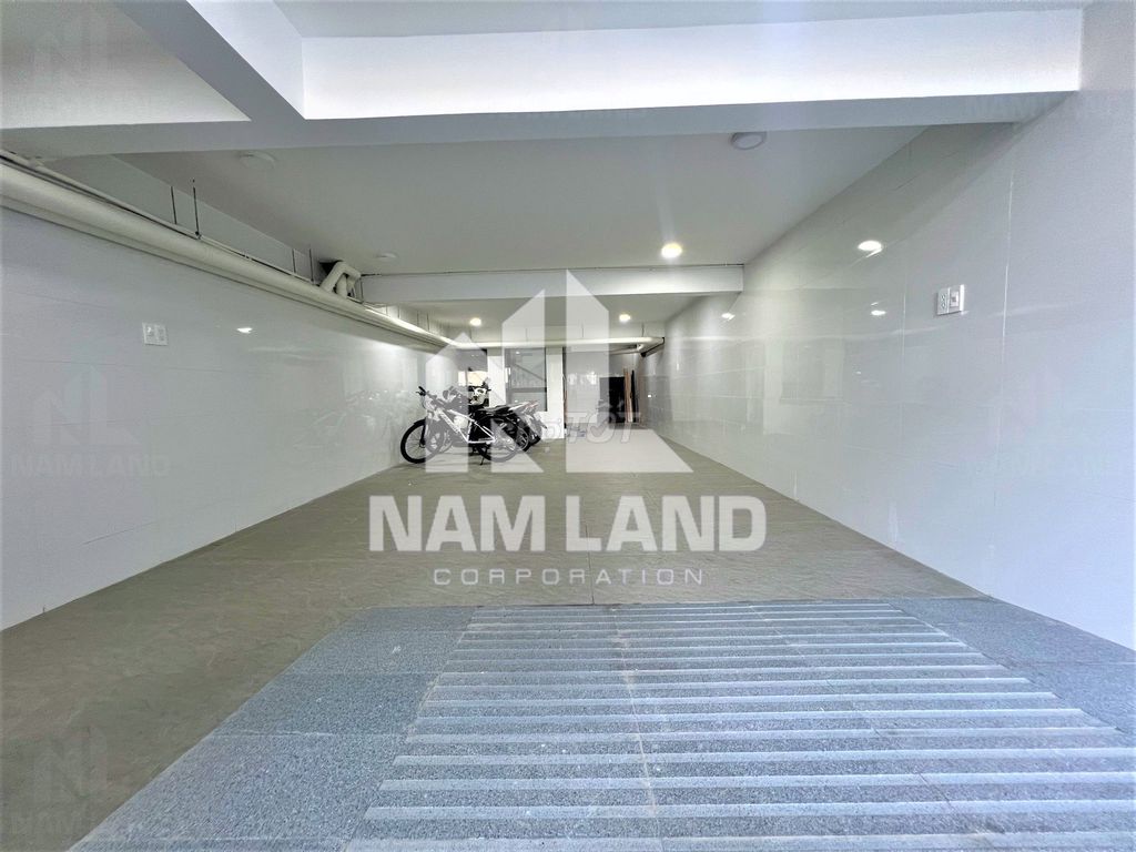 Rent 1 st floor 1 floor 5 x 20 meters of 1 ,270 A-1 million a month.