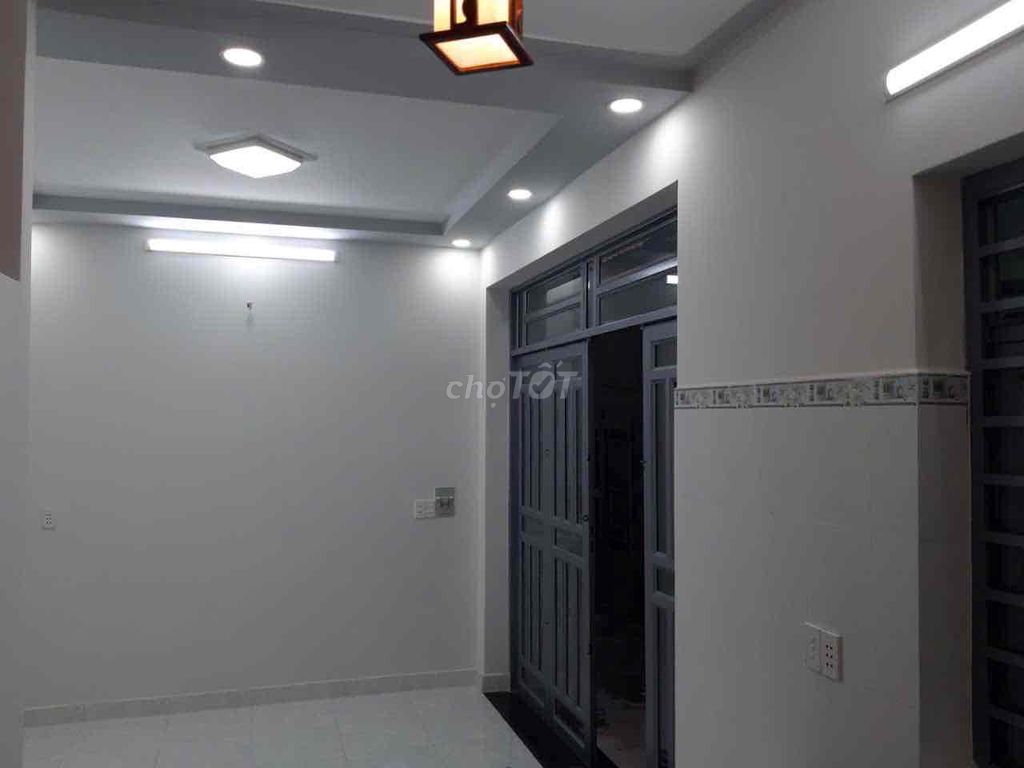 No more rents than 4 x 7 2 floors 2 bedroom 2 toilet 7 million