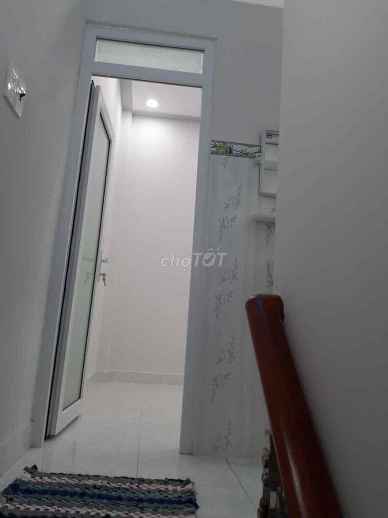 No more rents than 4 x 7 2 floors 2 bedroom 2 toilet 7 million
